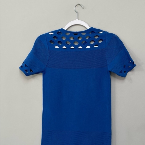 Madeleine Cobalt Top Small - Picture 2 of 7